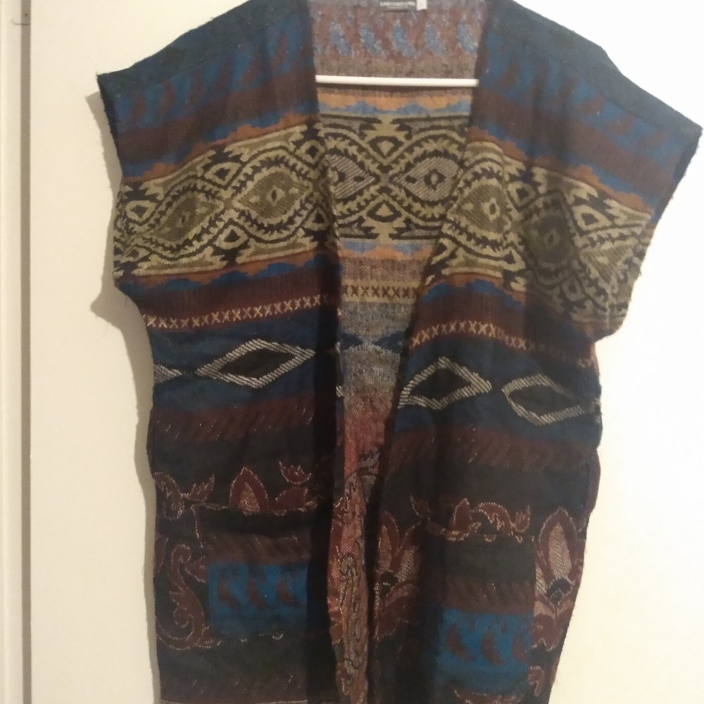 "Earthbound", ladies size large cover up vest.  Really Nice. Very comfortable.